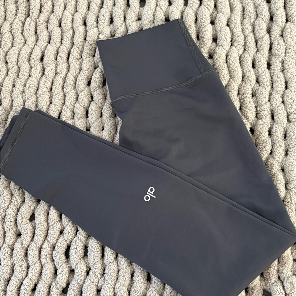 ALO Yoga Charcoal Leggings